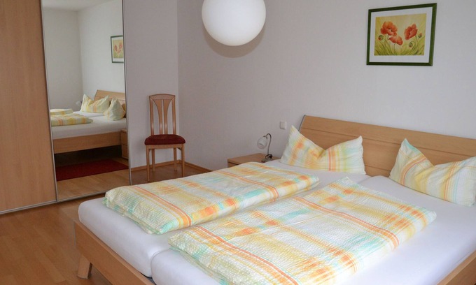 Kressbronn Apartment | Ferienwohnung 7, mit ca. 66qm, 1 Schlafzimmer für max. 2 Personen