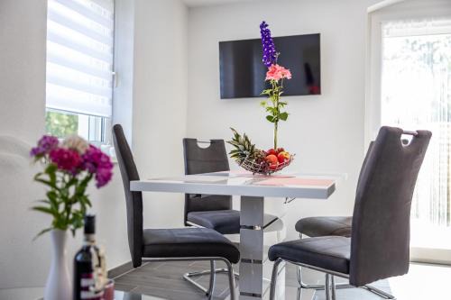 Seidnitz Apartment | Ferienwohnung An der Rennbahn