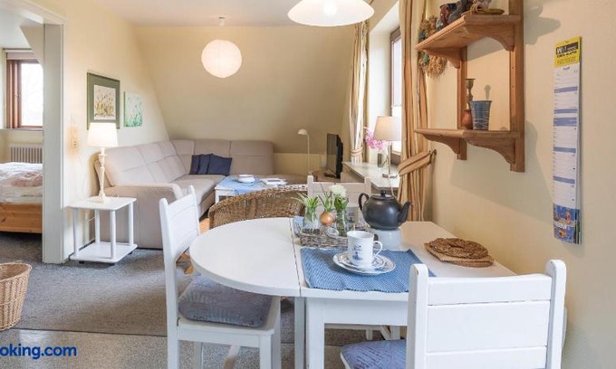 Borgsum Apartment | Ferienwohnung in Borgsum (oben rechts)