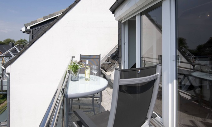 Scharbeutz Apartment | Ferienwohnung Kliff mit Balkon im Kammerweg 89 in Scharbeutz
