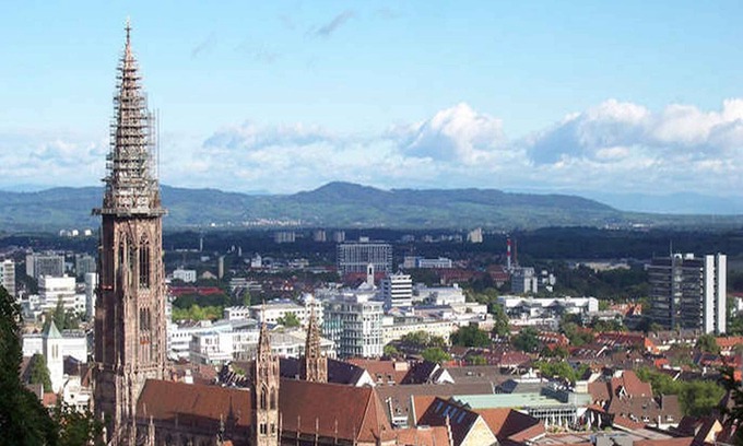 Freiburg im Breisgau Apartment | Ferienwohnung "Münsterblick", 45 qm, 1 Wohn-/Schlafzimmer, max. 2 Personen