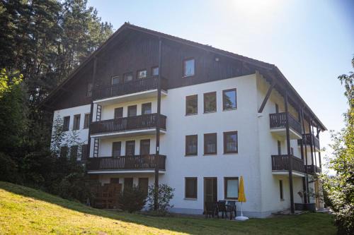 Weissenstadt Apartment | Ferienwohnung Mit Zwei Schlafzimmern Und Balkon
