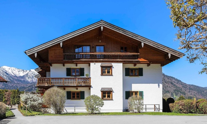 Rottach-Egern Apartment | Ferienwohnung Waldeck