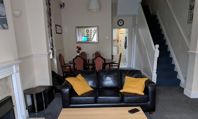 Preston House | Fern Lodge Serviced Accommodation