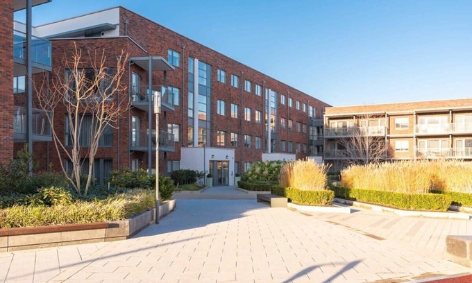 Dundrum Apartment | Fernbank One Summary: