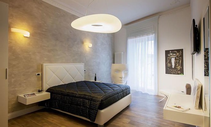 Murat Town Bed & Breakfast | Ferrari Suite