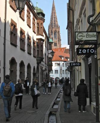 Old Town Apartment | FeWo - Mitten In Freiburg