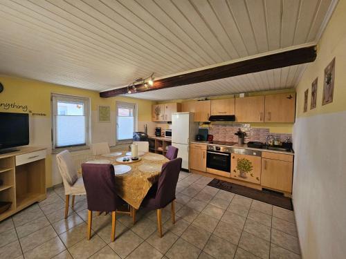 Ober-Morlen Apartment | Fewo-O3-4-6-Personen-23km-bis-Frankfurt-Nord