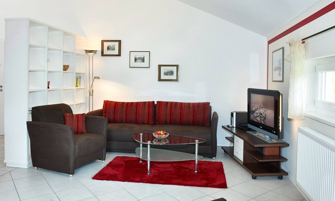 Bad Endorf Apartment | FeWo Simssee, 53 qm Obergeschoss, 1 separates Schlafzimmer