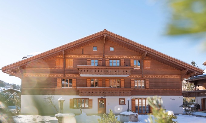 Saanenmoeser Apartment | Fichte (Marija) by Interhome