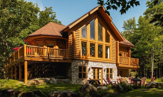Fiddler Lake Resort Ski Chalet | Fiddler Lake Resort Chalet 76 Deer
