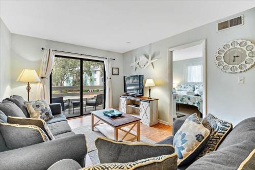 Folly Field Apartment | Fiddlers Cove 10G