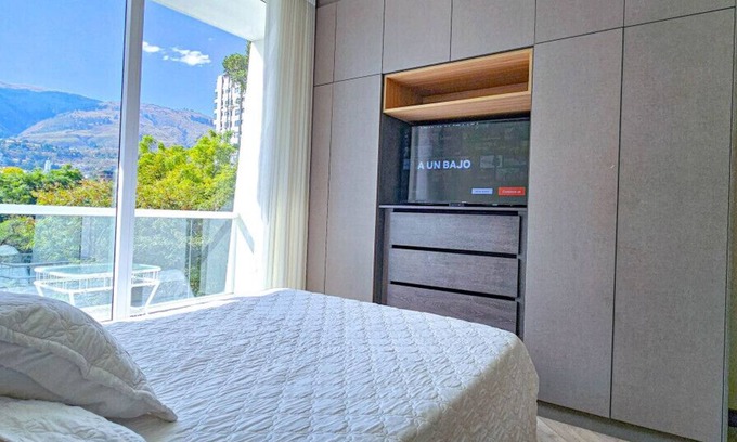 Cochabamba Apartment | Fidel Anze Park Luxurious and spacious w/2 beds 2 bathrooms