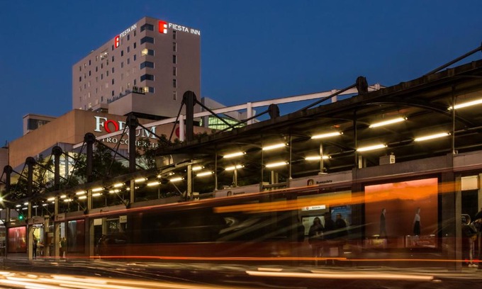 Downtown Mexico City Hotel | Fiesta Inn Express Ciudad de México Forum Buenavista
