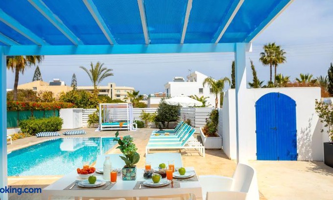 Protaras Villa | Fig Tree Bay Villa 3