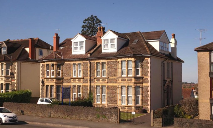 Filton House | Filton Guest House