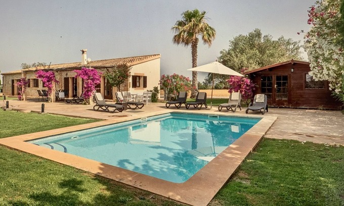 Felanitx Villa | Finca 'Es Garrover' with Mountain View, Shared Pool & Wi-Fi