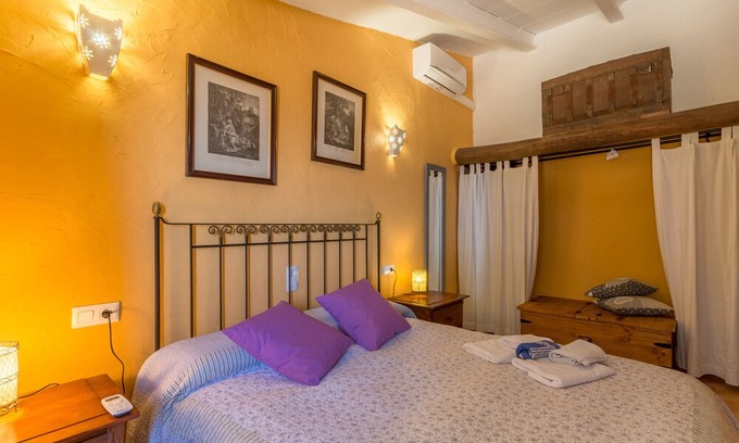 Valldemossa Cottage | Finca for 4 people, in the nature reserve in the mountains, Vista Mar