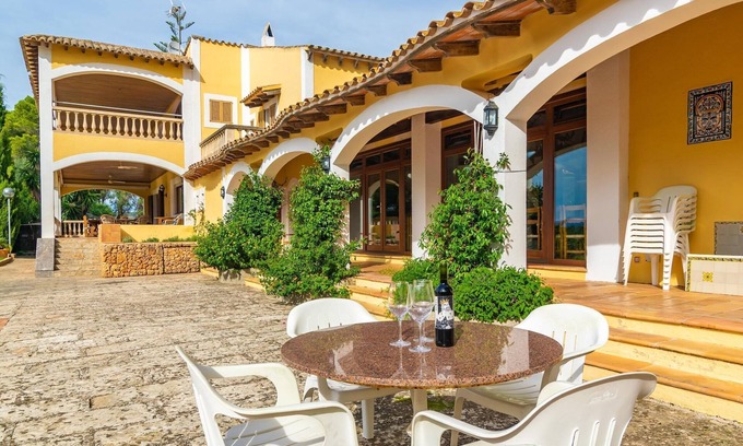 Llevant Villa | Finca Son Pou - Villa With Private Pool. Free Wifi
