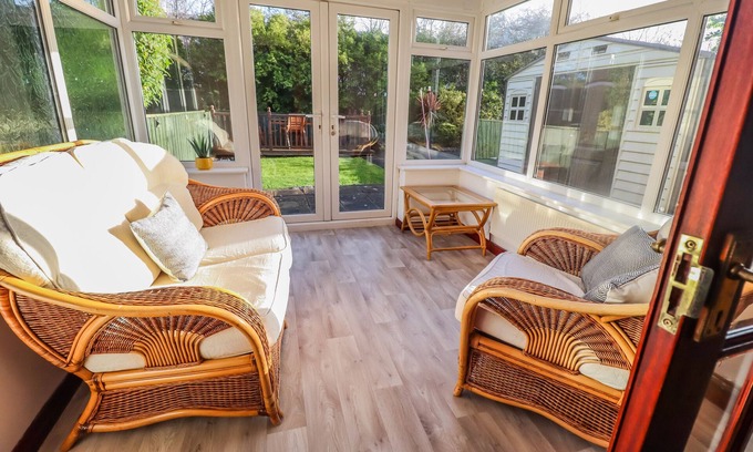 West Boldon House | ✪ Find DWELLCOME HOME Ltd ✪ 3 Bedroom Garden House