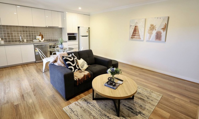 Midland Apartment | Fine Stay in Midland sleeps 2