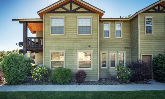 Driggs Condo | First Floor 3BR Condo -BJ # 11