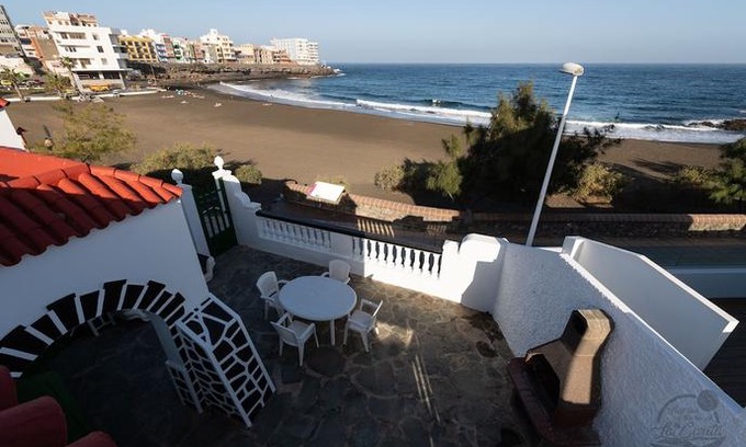 La Garita House | First Line of The Beach La Garita