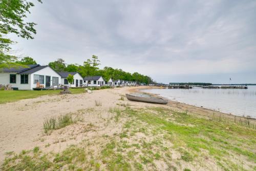 Cedarville House | Fish, Boat and Relax Lakefront Cedarville Cabin 1
