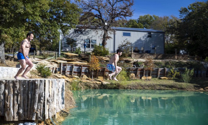 Whitesboro Cabin | Fisherman's Cabin 1 - Walkable to the Red River!