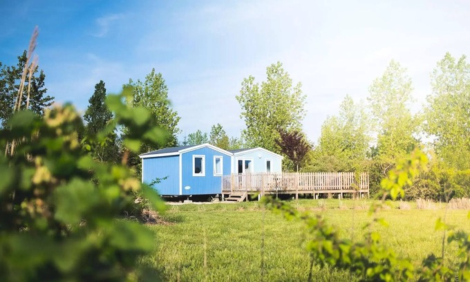 Seillac Ski Chalet | Fisherman's hut - 3 bedrooms - Ergonomic living room with 1 dining area & 1 sitting area - Large open-air terrace 6