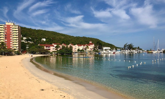 Ocho Rios Apartment | Fisherman's Point Resort