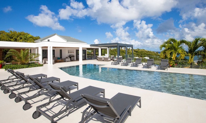Nettle Bay Villa | Five bedroom villa with a beautiful panoramic view