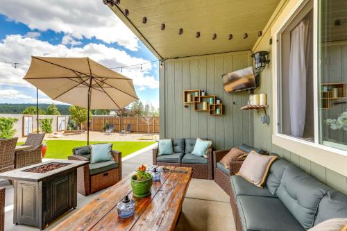 Bellemont House | Flagstaff Home with Backyard Oasis 38 Mi to Sedona!