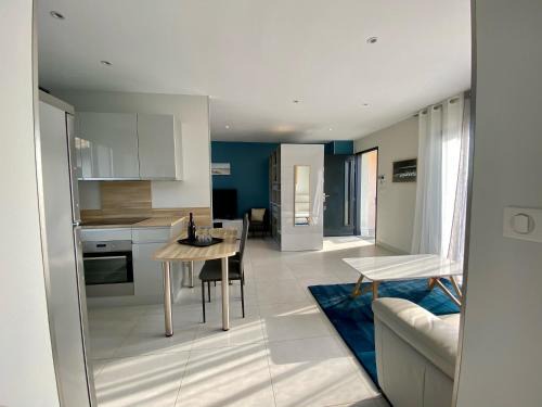 Frontignan Apartment | FLAMANTS ROSES 4 Accesible PMR