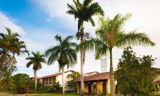 Amarelos Hotel | Flamboyant Hotel & Convention