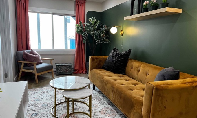 Downtown Apartment | Flamingo Jungle: Tropical-Themed Getaway