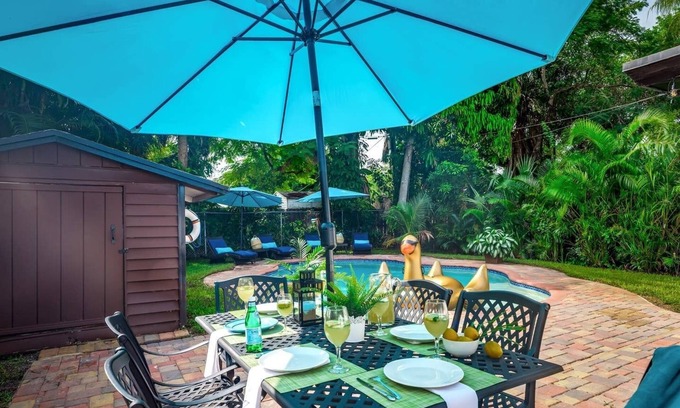 Flamingo Parks House | ⭐Flamingo Park ⭐Pool I Playground I Close to Beach I Walk to Restaurants