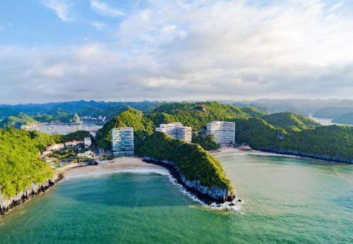 Cat Hai Resort | Flamingo Resort Cat Ba