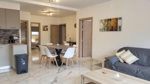 St. Andrew's Apartment | Flat 1 Central Apartment in Swieqi