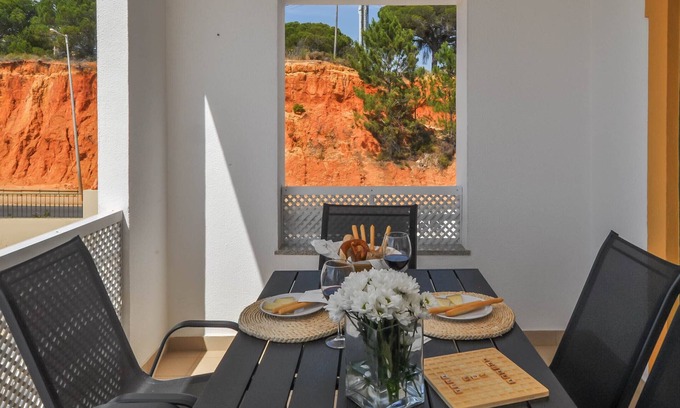 Vale de Carro Apartment | Flat Arriba OCV - 5min Beach