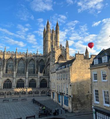 Bath City Centre Apartment | Flat in the heart of Bath with stunning views