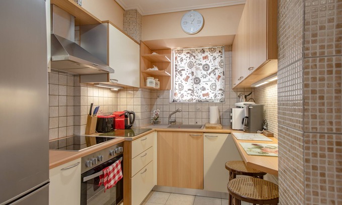 Palaio Faliro Apartment | Flat w. Parking next to Flisvos Marina & SNFCC