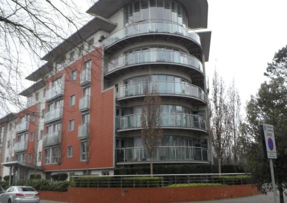 Woking Apartment | Flexi-Lets@Park Heights, Woking