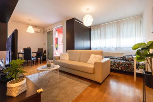 Zagreb Apartment | Flexible SelfCheckIns 29 - Zagreb - Garage - Loggia - New - Apartments Repinc