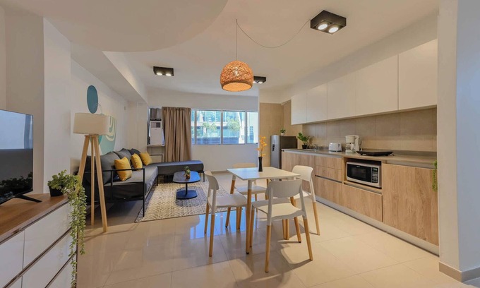 Congreso Apartment | Fliphaus + Mansion Mitre 'A' - 4 pax Duplex Gym & Jacuzzi