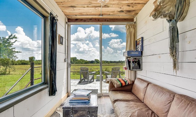 Round Top Apartment | FlopHouze Shipping Container Hotel