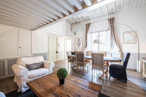 Oltrarno Apartment | Florence F&M Via Maggio