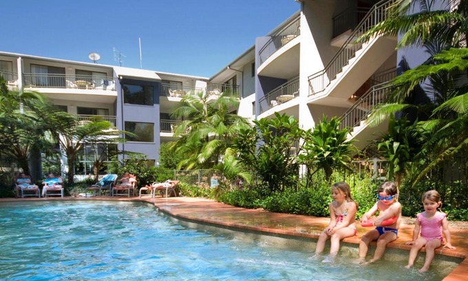 Flynns Beach Apartment | Flynns Beach Resort
