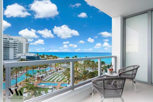 Mid Beach Apartment | FontaineBleau Resort Balcony w Pool & Ocean View