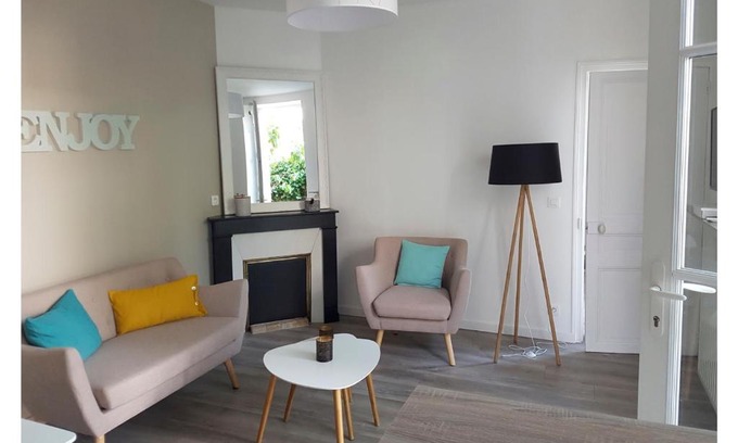 Fontainebleau Apartment | Fontainebleau Sweet Home Garden